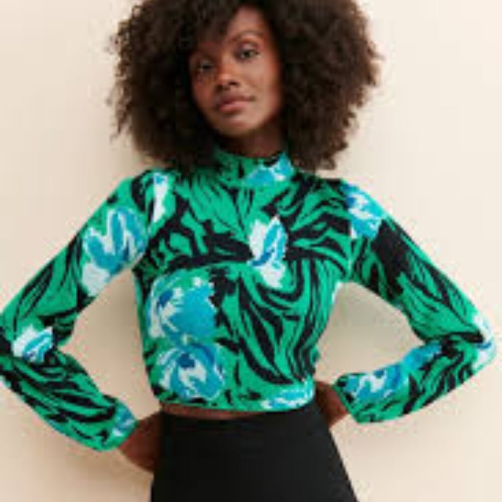 4SI3NNA Rosa Cropped Sweater